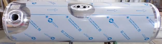 Picture of 128 Gallons 23"D x 71"L - Peterbilt Style - Rear Fill Polished