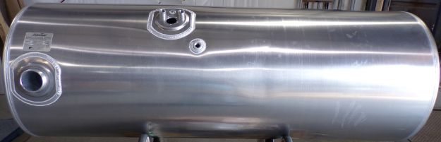 Picture of 132 Gallons 24.5"D x 64.75"L - Kenworth Style - Front Fill Milgrade